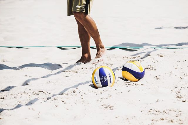 Prova gratis una lezione di beach volley al Beach Village di Scanzorosciate